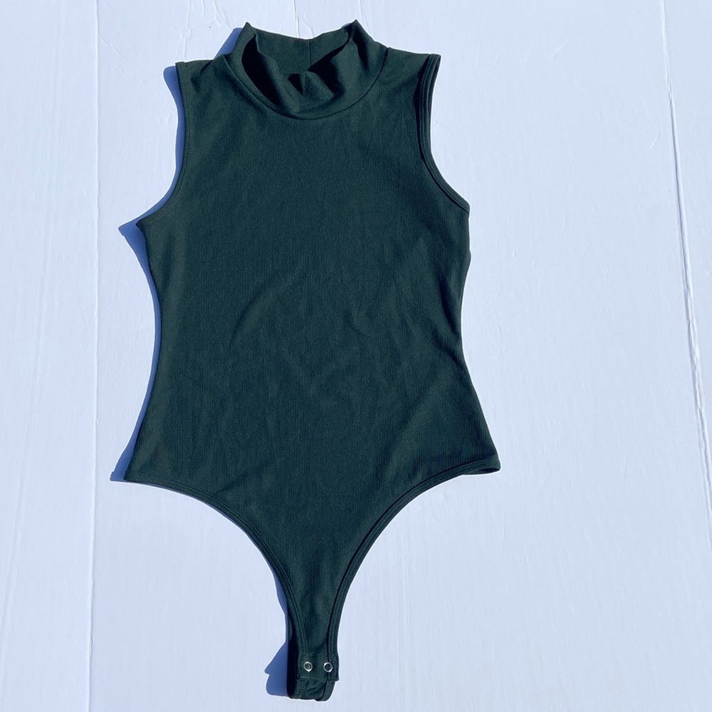 Buffbunny bodysuit, size small